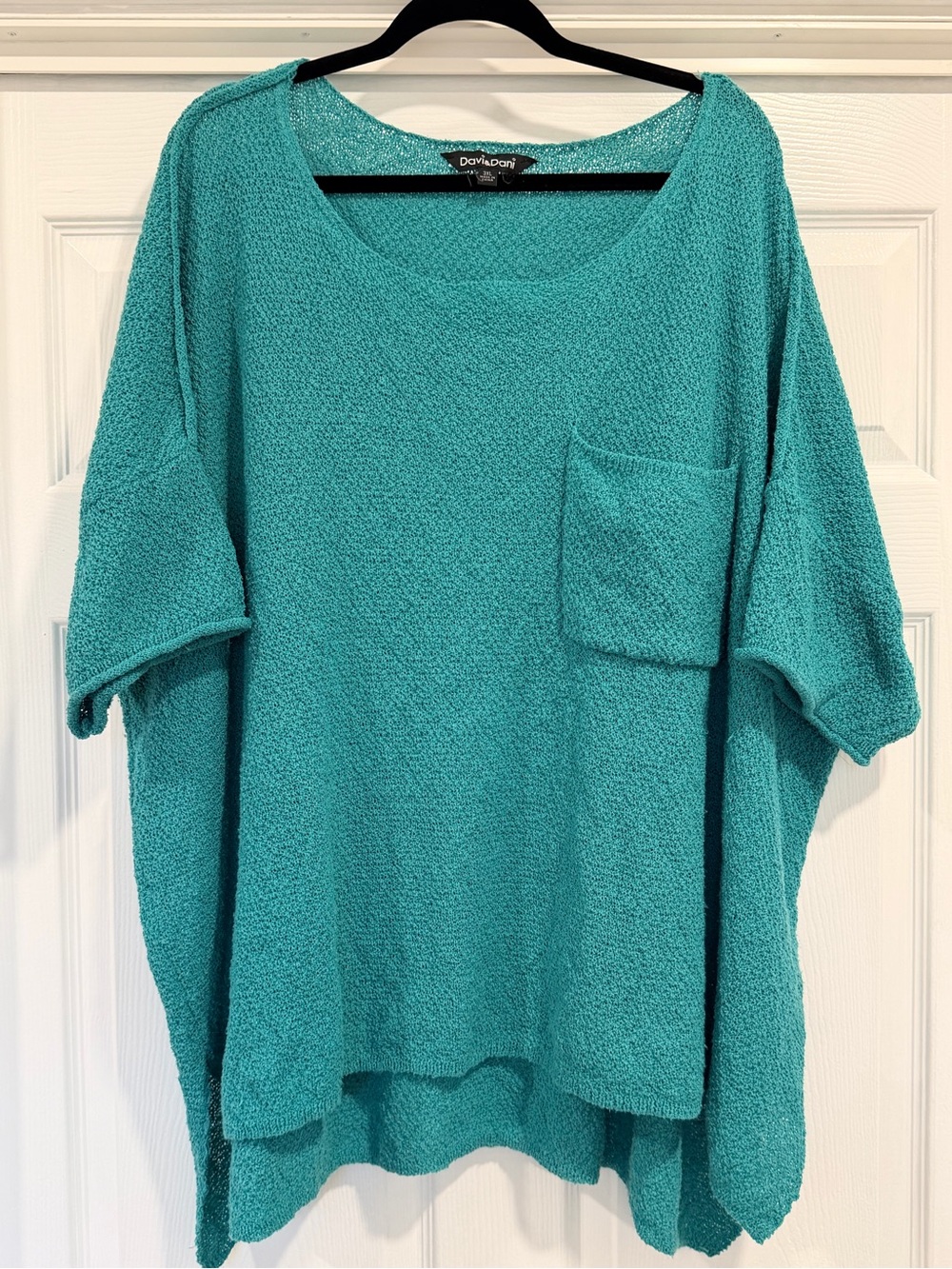 DAVI & DANI Teal Textured Oversized Pocket Blouse